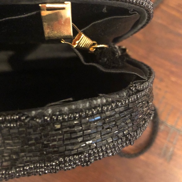 Vintage Beaded Snap-Closure Handbag - Picture 6 of 7